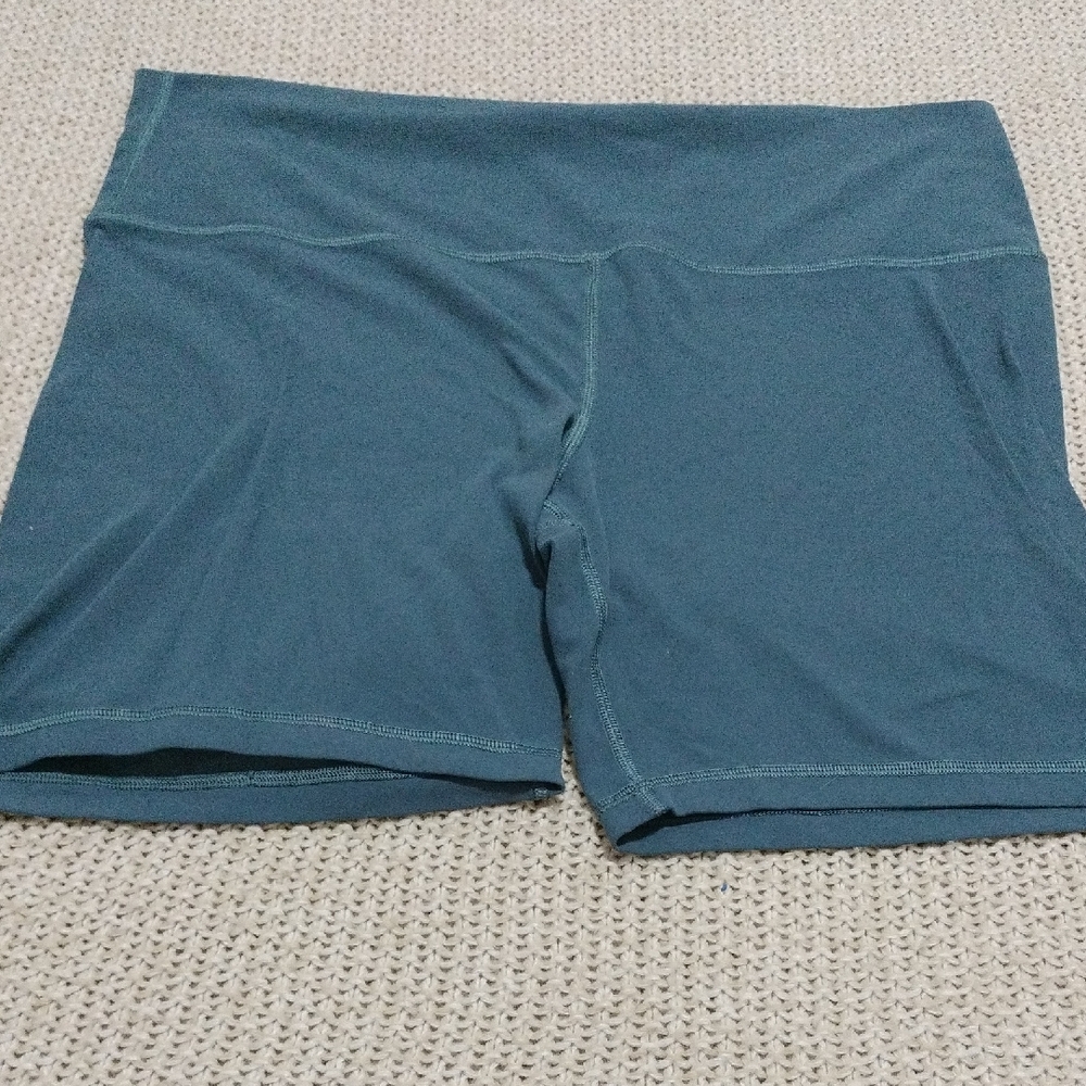 Aritzia Women's Teal Bike Shorts - High Waist Stretch